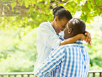 couple saying goodbye