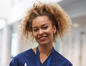 smiling black nurse 