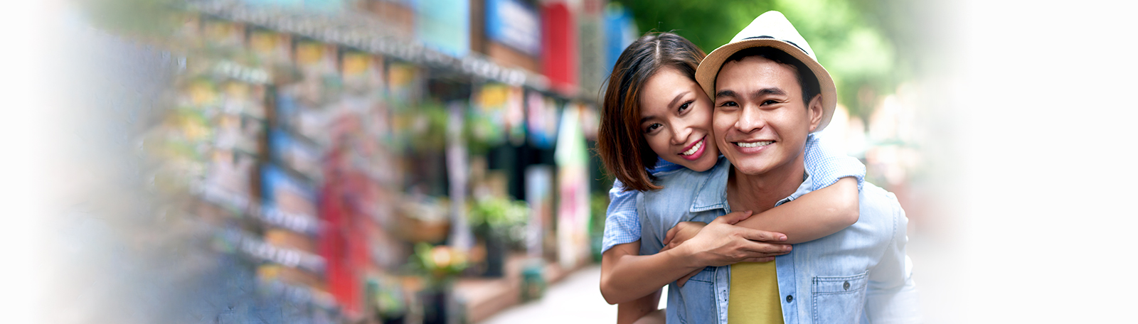 happy chinese couple